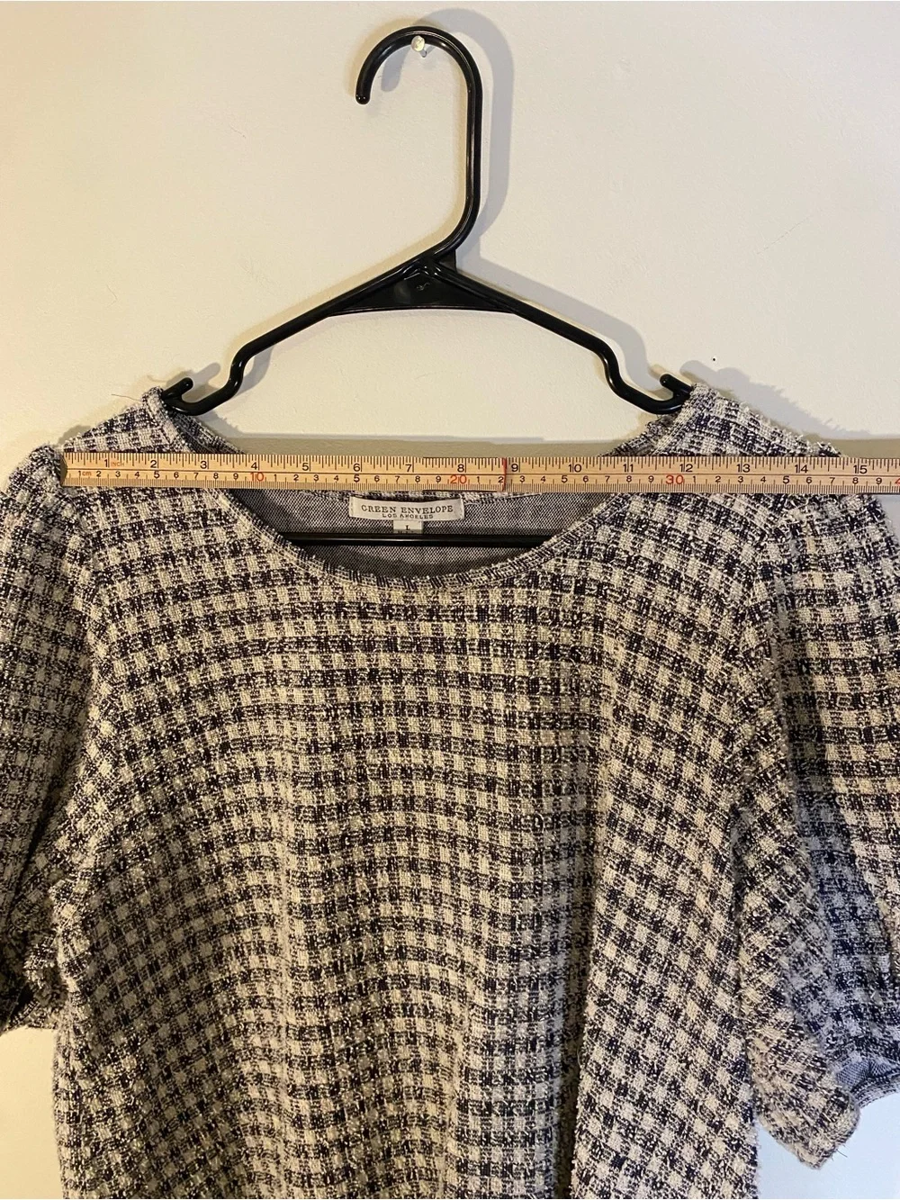 Gibson Charcoal and White Houndstooth Puff-Sleeve Top